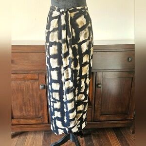 NWT Zara Faux Wrap Midi Skirt in Abstract Print